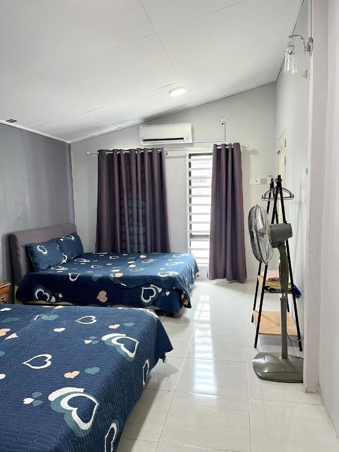 Aina Guest House 코타바하루 외부 사진