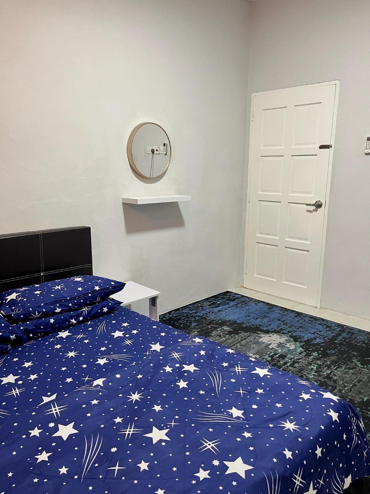 Aina Guest House 코타바하루 외부 사진